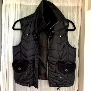 BCBGIRLS puffer vest XS